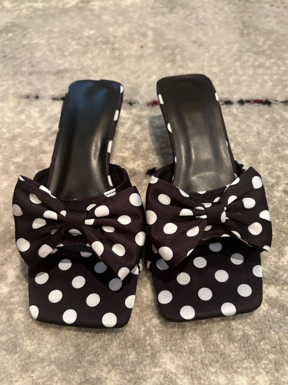 Black and White Polka Dot Bow Kitten Heel Mules size 6 - Picture 2 of 8